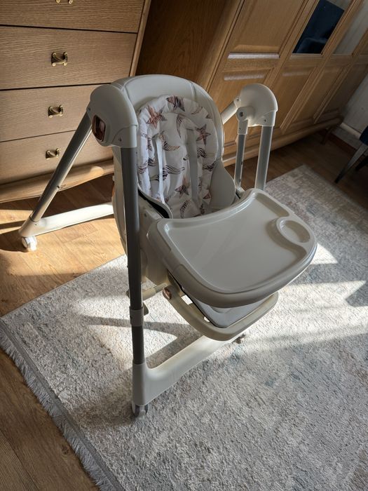 Детский стульчик для кормления