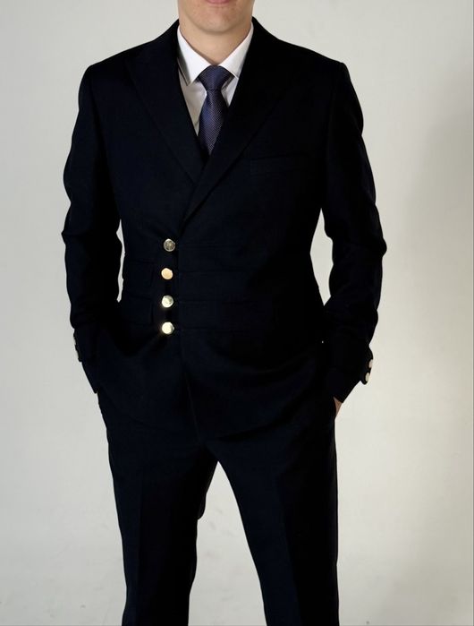 Продам Костюм мужской