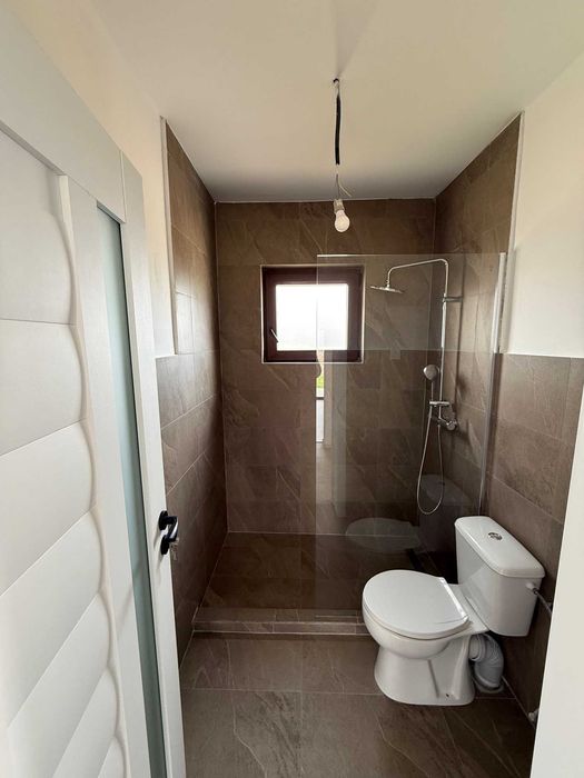 Casa de vanzare intre Sanpetru si Bod