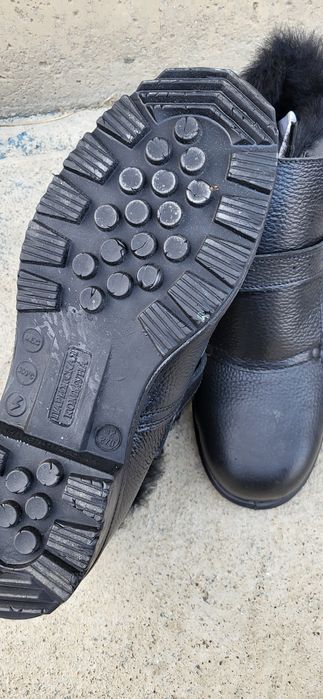 Ботинкалар сатылады