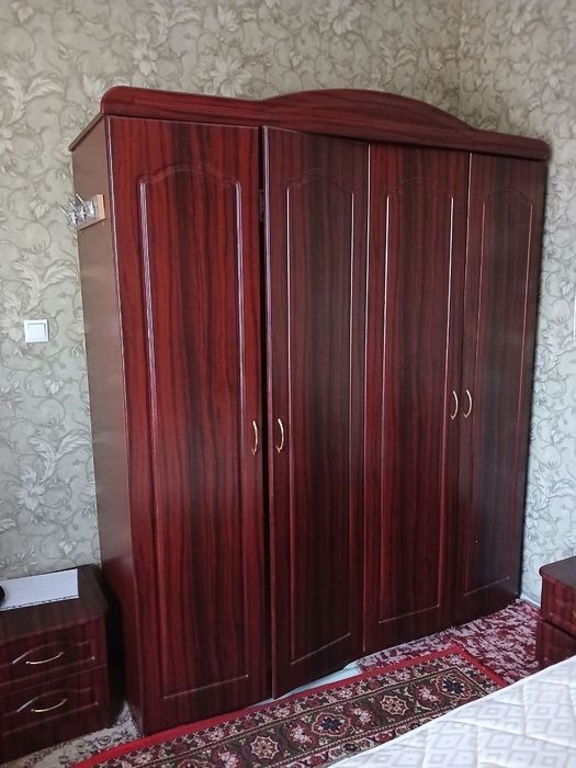 Спальный гарнитур