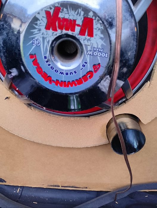 Subwoofeer de vanzare