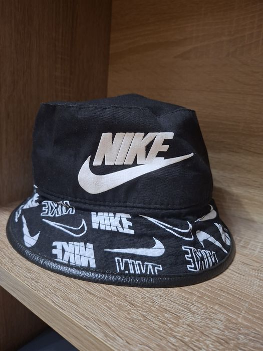 Шапка идиотка Nike