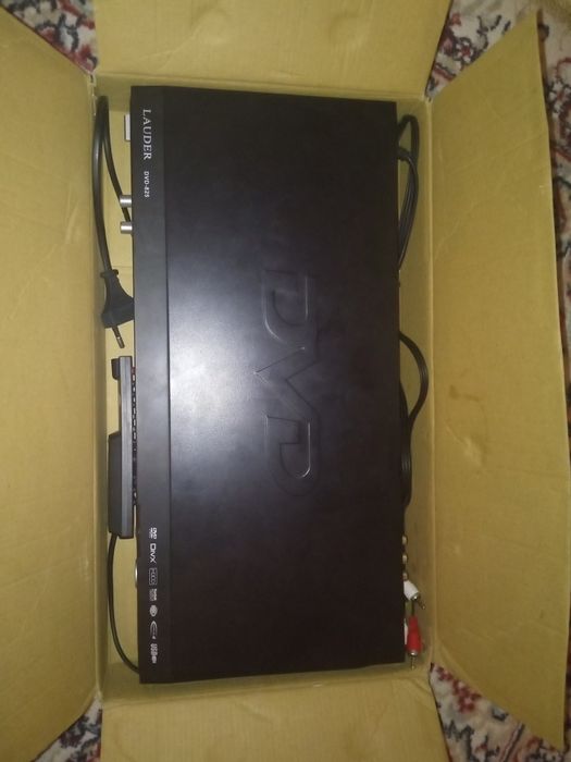 Продается DVD плеер