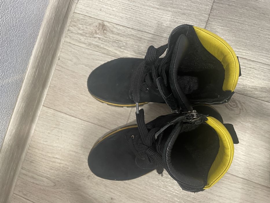 Ботинки размер 37