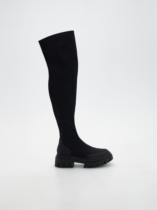 Reserved нови Ботуши над коляното