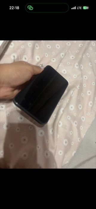 Vand iphone 11 urgent