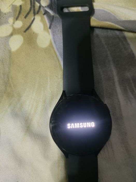 Продам смарт часы самсунг