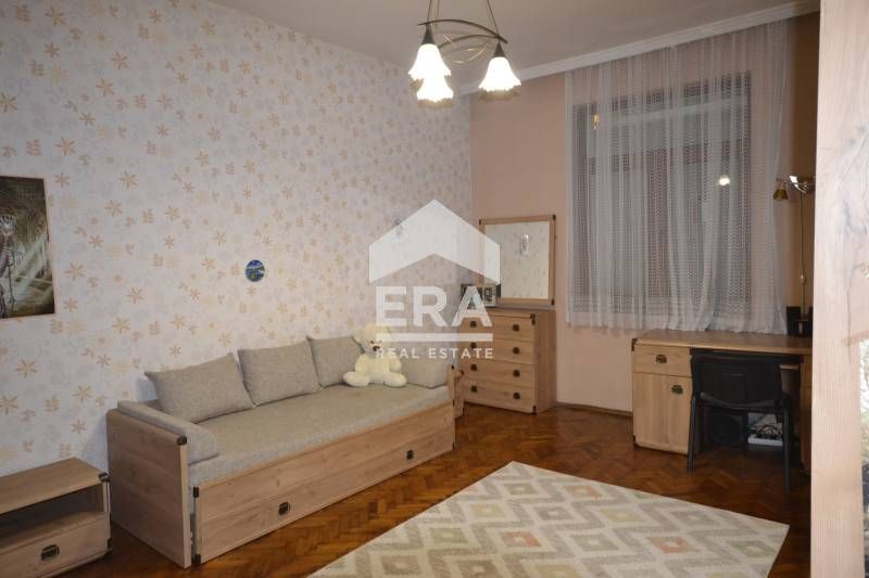 Продава се Четиристаен апартамент в Димитровград - 120 кв.м за 544 €/кв.м - Снимка #2