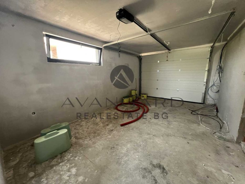 Продава се Къща в с. Оризари, Област Пловдив - 245 кв.м за 1123 €/кв.м - Снимка #18