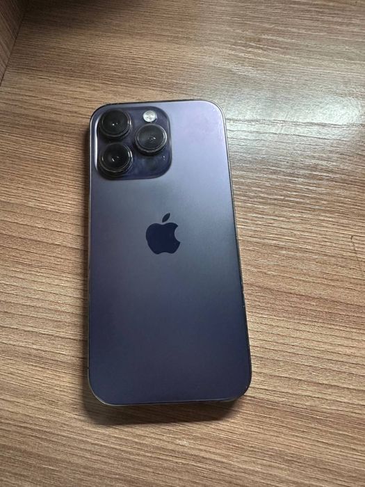 Айфон 14 про.