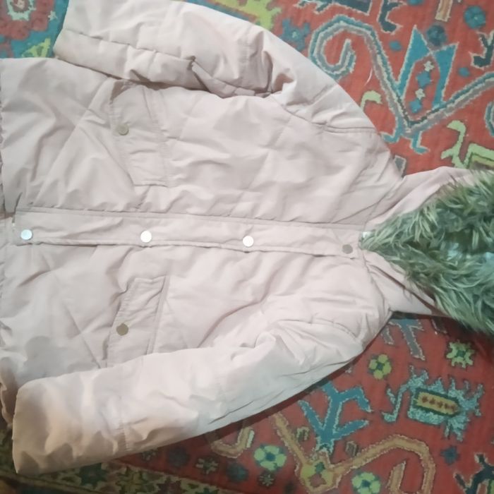 Продам тёплую куртку