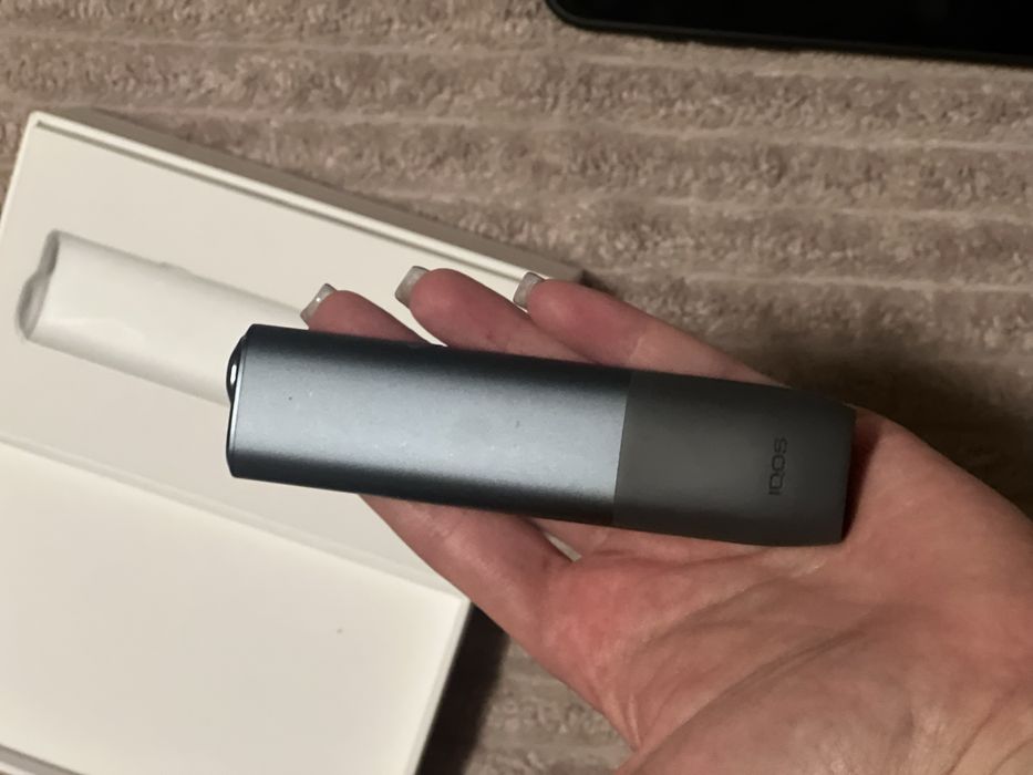 Iqos folosit ocazional, stare foarte buna, nu prezinta defecte