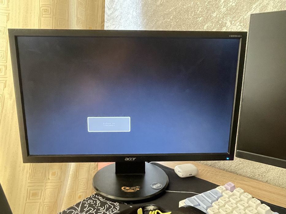 МОНИТОP aser fullHD