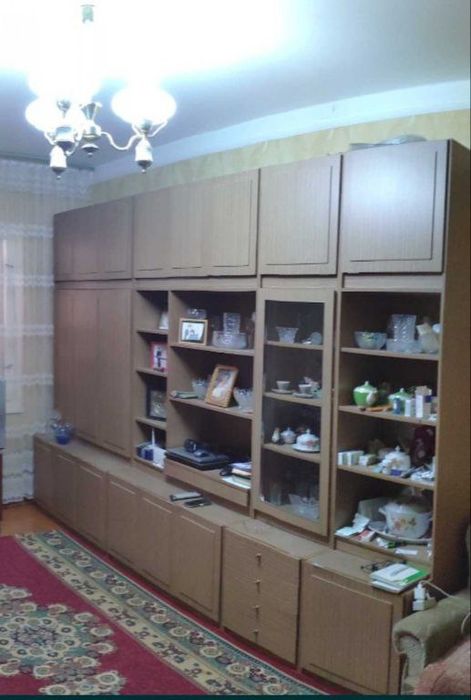 Продаётся стенка (ГДР)