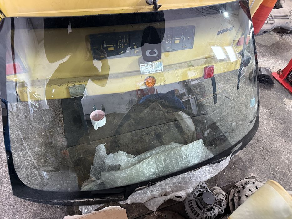 Предно стъкло BMW E46, прозорец