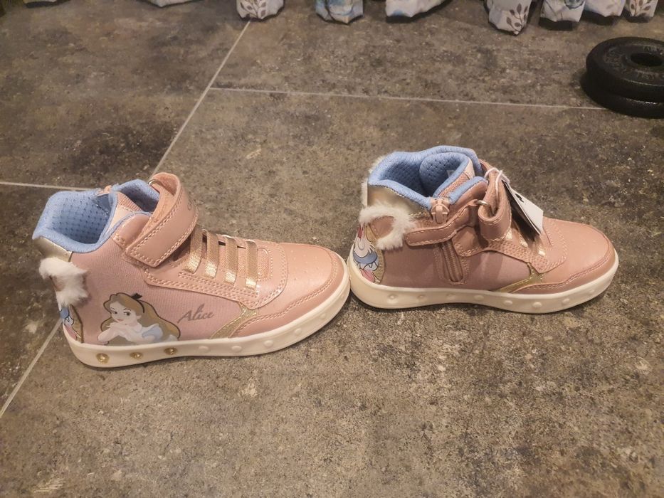 Нови Боти, размер 28,Geox