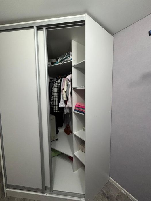 Продаю шкаф гардеробную