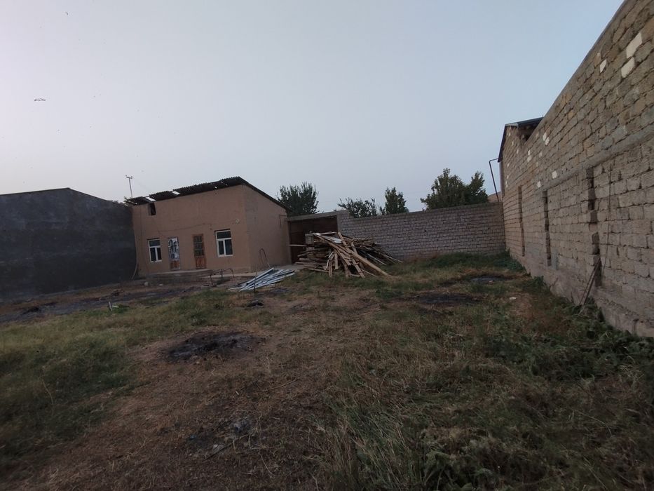 Srochna 5.5 sotix sotiladi