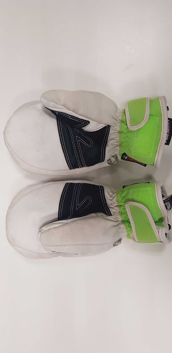 Продавам детски ски ръкавици REUSCH