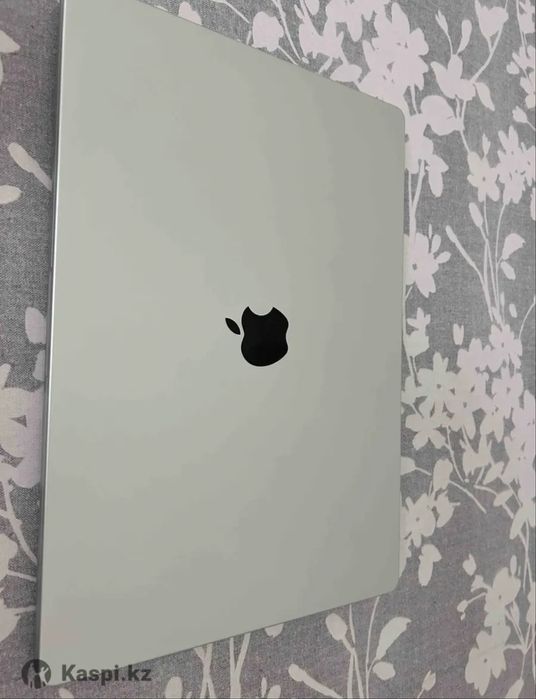 Macbook pro 16 2021 m1 pro 16gb/1tb