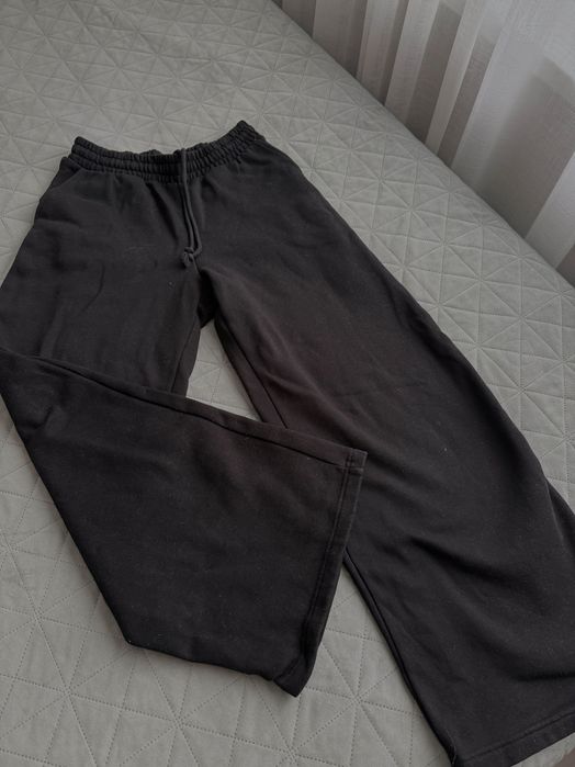 Черно спортно долнище