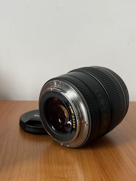 Obiectiv Canon 85mm