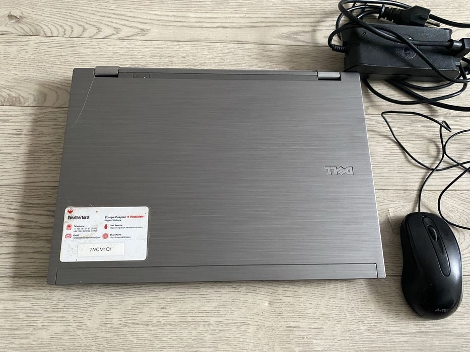 Продам ноутбук в рабочем состоянии. В комплекте имеется зарядка, мышь.