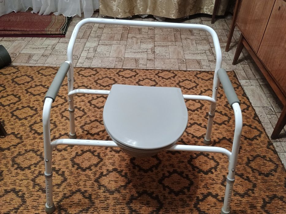 Стул- туалет 65*50*56