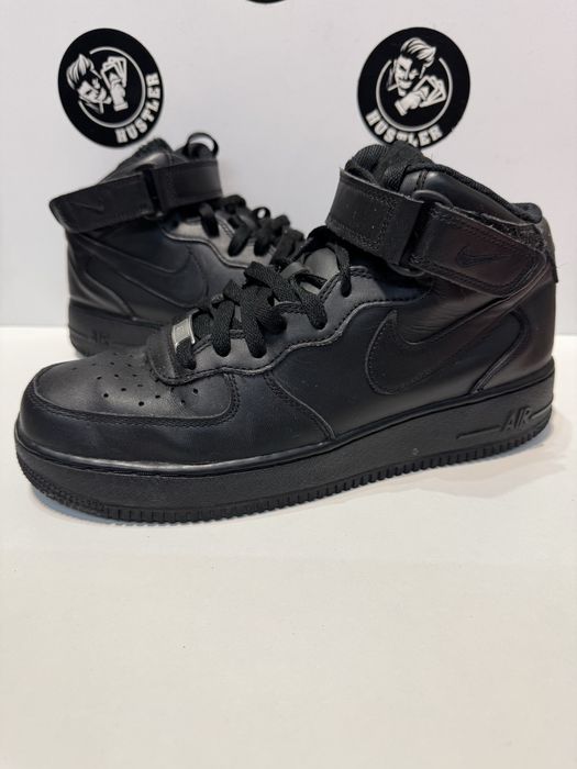 Маратонки NIKE AIR FORCE 1 .Номер 42.5