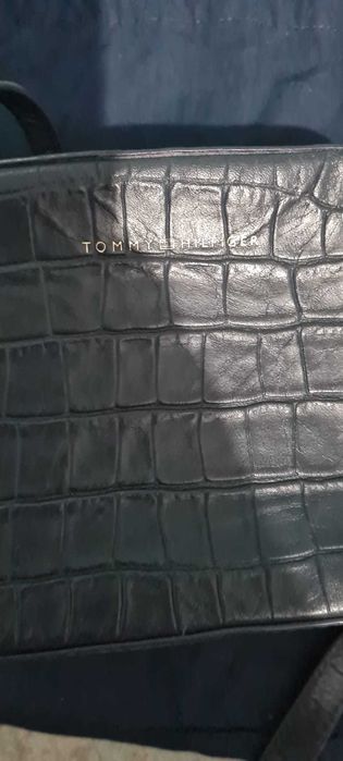 Poseta Tommy Hilfiger piele