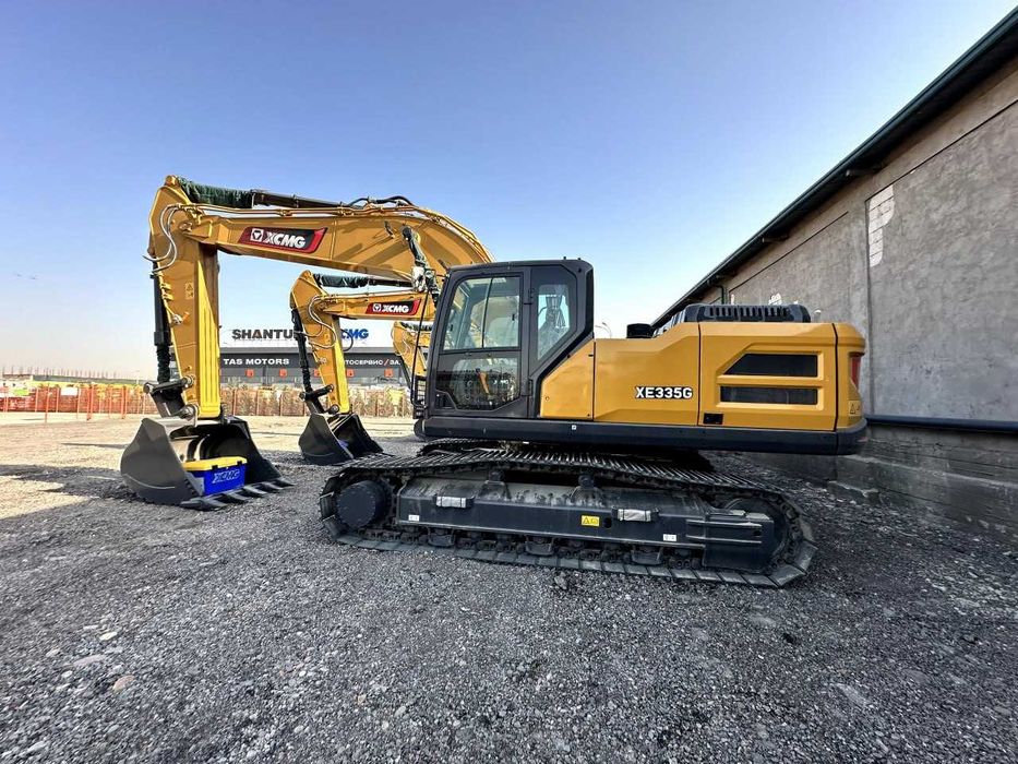 Экскаватор гусеничный 1,8м3 XE335G