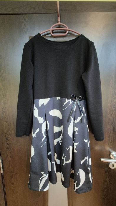 Елегантна дамска рокля