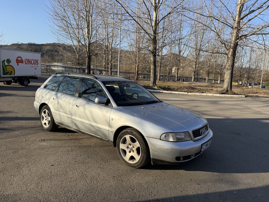 Vand audi A4 - 1.8 benzina