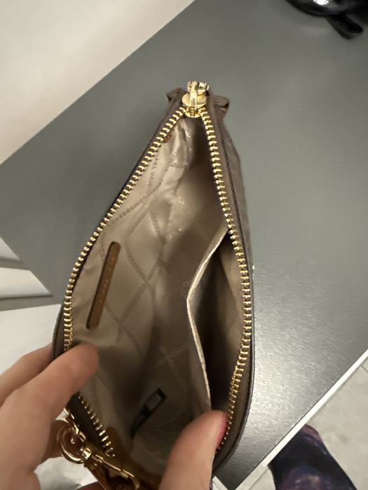 Оригинална чанта Michael kors