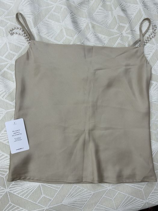 Продам топ от бренда Lichi новый