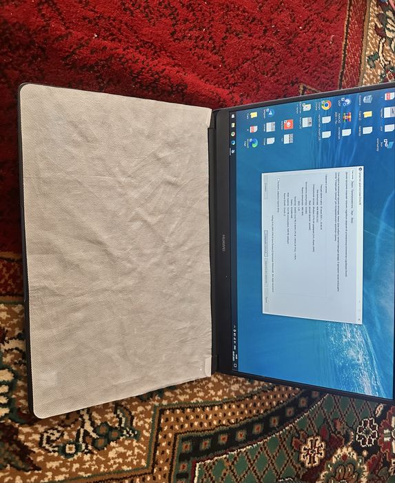 Продам ноут бук Huawei