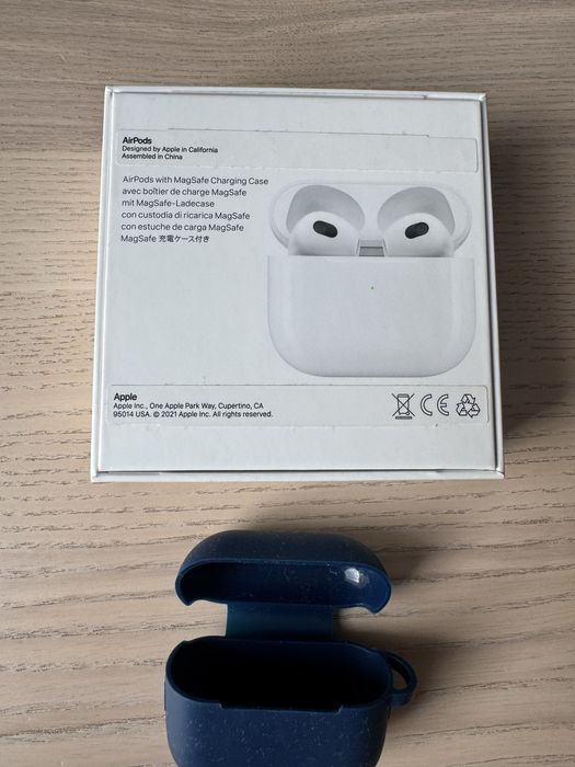 AirPods 3rd Generation with MagSafe Charging Case