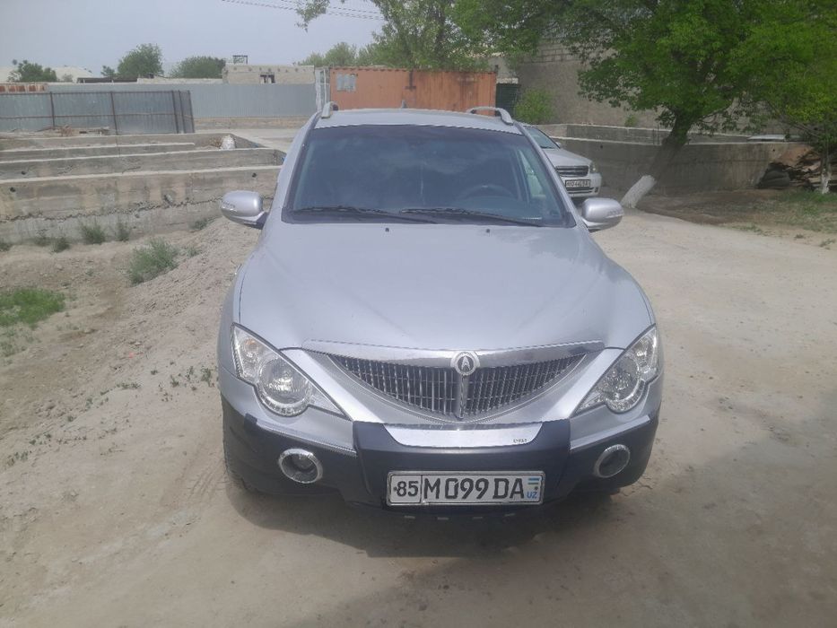 Inamarka sanyon avtomobili sotiladi