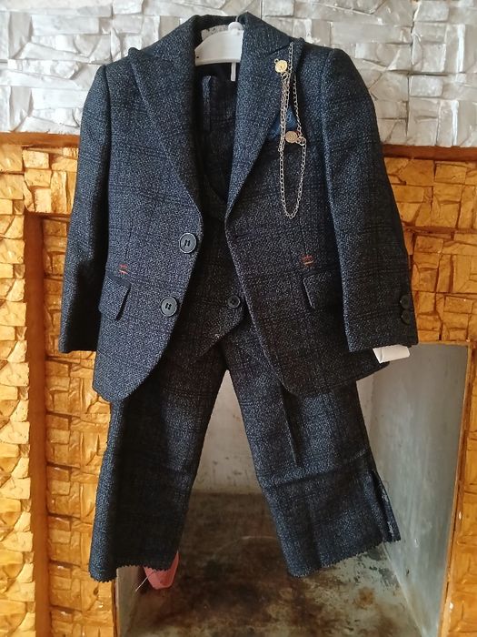 Плате и куртки в