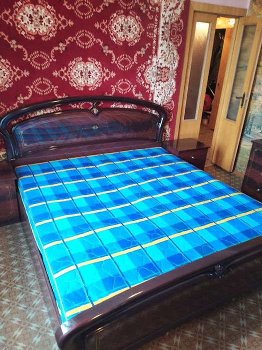 Продам спальный гарнитур  в отличном  состоянии