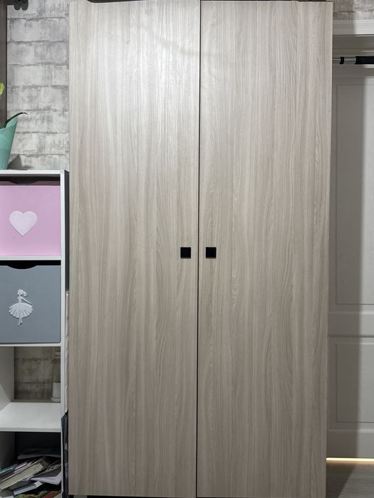 Продается шкаф для одежды