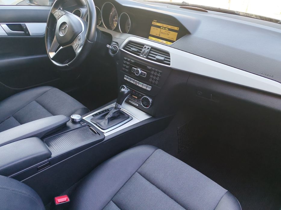 Mercedes C 200  Avantgarde / Automat