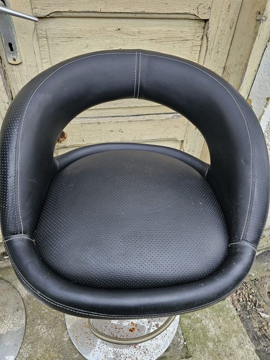 Set 4 scaune de bar sau terasa (design modern )