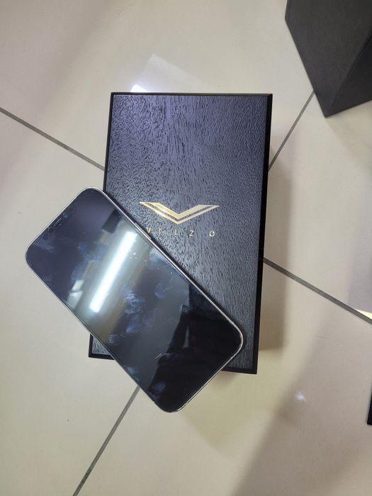 Продам телефон IPHONE 12 Pro Max.    256 GB