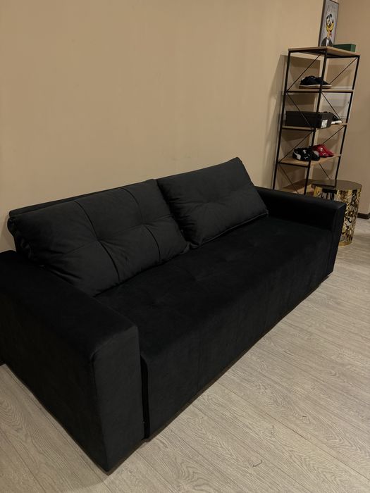 Продам диван сатин