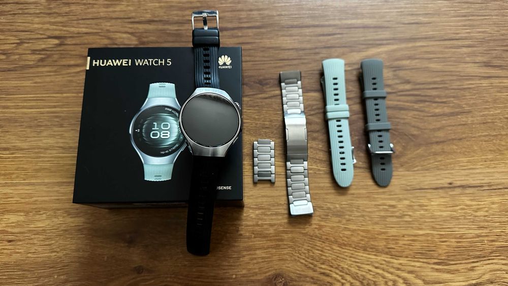 Huawei Watch 5 – 42mm | Garanție 12 luni | Accesorii Extra