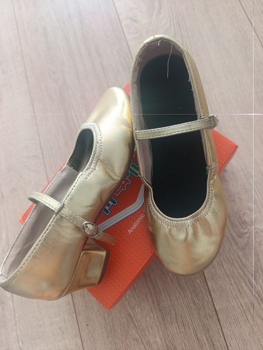 Продам туфли для танцев