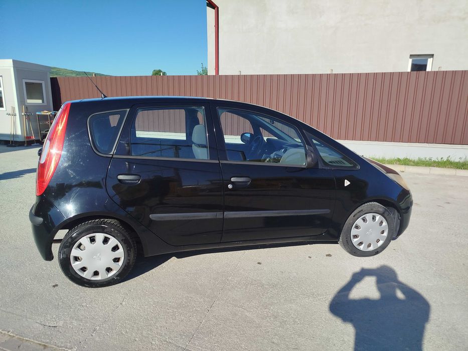 Mitsubishi colt