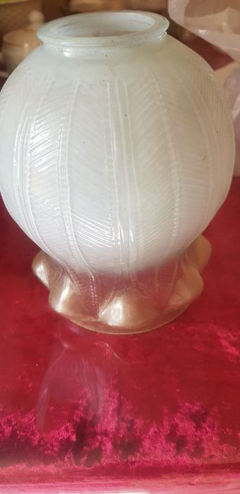 Продам плафоны на люстру